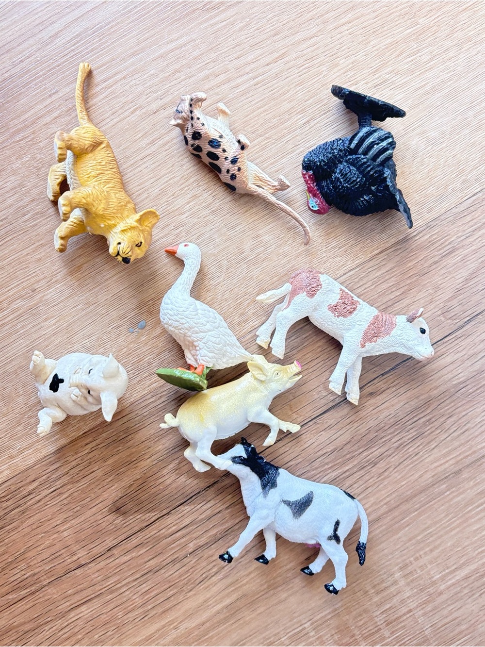 Schleich Farm Animal Figurine Lot - 7 Piece Set read